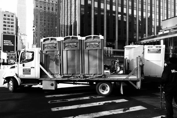 Best Portable toilet rental cost  in Covgton, IN